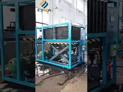 1-ton block ice machine in commissioning