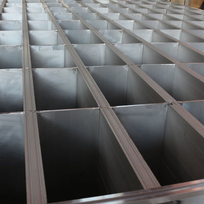 Design 15 Tons Industrial Ice Making Machine Direct Cooling Block Ice B 320x120x800 mm
