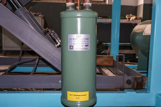 1 Ton Industrial Ice Making Machine with Direct Cooling and Other Ice Storage Capacity